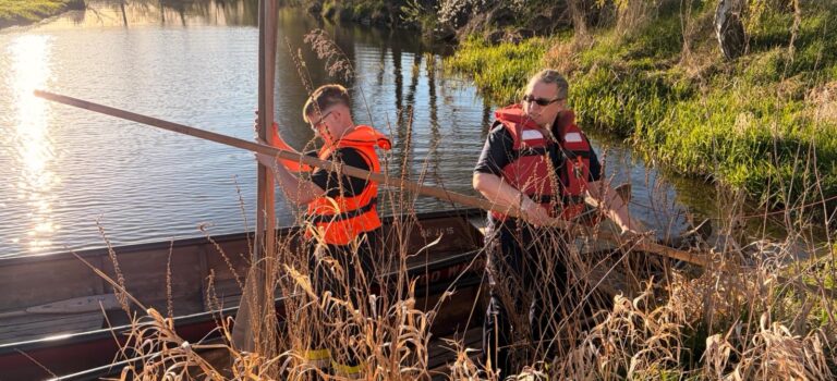 April-Übung: Grundkenntnisse im Wasserdienst April-Übung: Grundkenntnisse im Wasserdienst